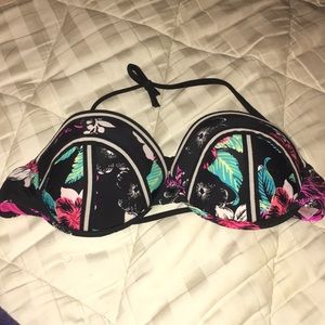 Bathing suit top for women